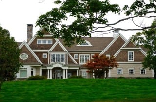 46 Old Stone Crossing, West Hartford, CT, recently sold for $1,385,000. Photo credit: Ronni Newton.
