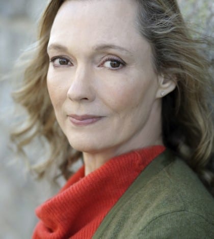 Rae C Wright