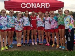 Conard girls cross country team. Photo credit: Linda Geisler