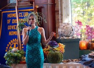 Miss USA 2013 Erin Brady speaks to the West Hartford Rotary. Photo credit: Ronni Newton