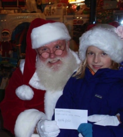 holiday stroll santa 2011