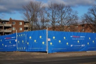 Walgreens at 674 Farmington Ave. in West Hartford is currently operating a pharmacy only out of a trailer, while the new store is being built. Photo credit: Ronni Newton