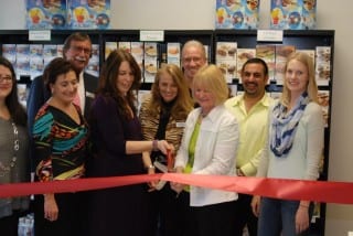 Ribbon-cutting at the ITG Diet Center. Photo courtesy of West Hartford Chamber of Commerce