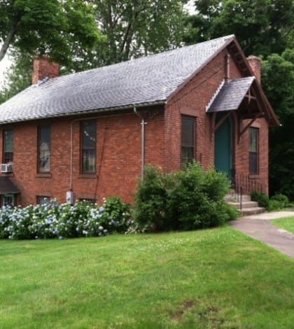 schoolhouse side photo