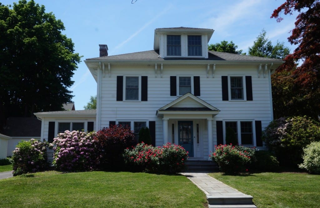 37 Riggs Ave., West Hartford, CT, recently sold for $750,000. Photo credit: Ronni Newton