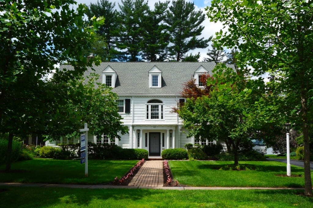 93 Walbridge Rd., West Hartford, CT, recently sold for $750,000. Photo credit: Ronni Newton