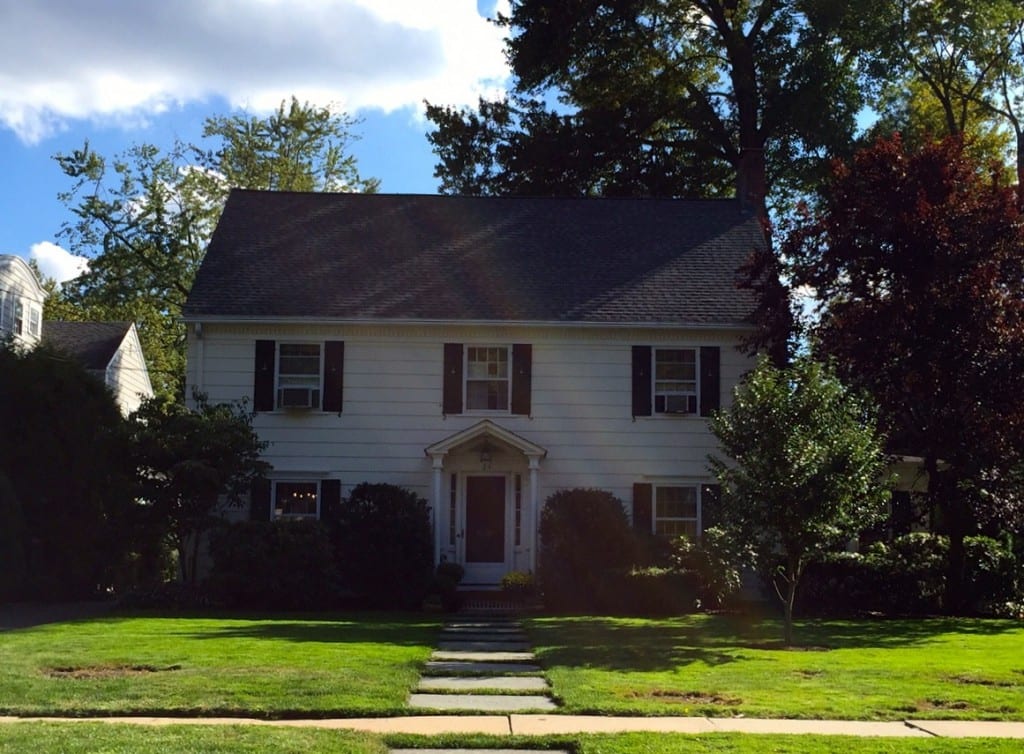 25 Birch Rd., West Hartford, CT, recently sold for $670,000. Photo credit: Ronni Newton