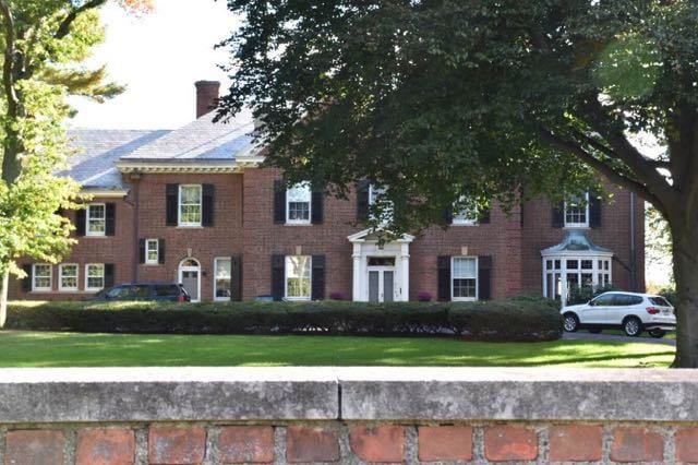 The Beatrice Fox Auerbach House. Beatrice was President of G. Fox & Co. in Hartford, a Connecticut institution for decades. Photo credit: Deb Cohen