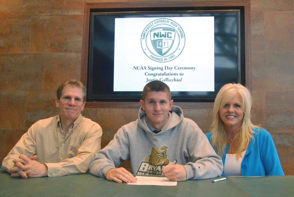 Justin Gallicchio ’16 (center) with parents Keith and Reginia Gallicchio. Submitted photo