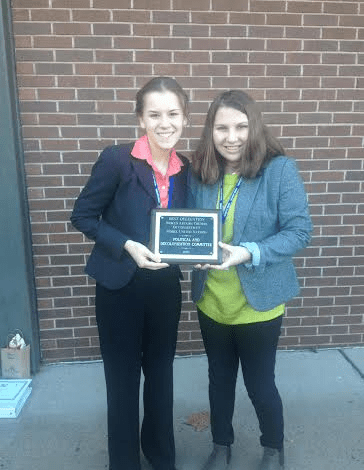 Anna Baker, Liza Uthgenaant