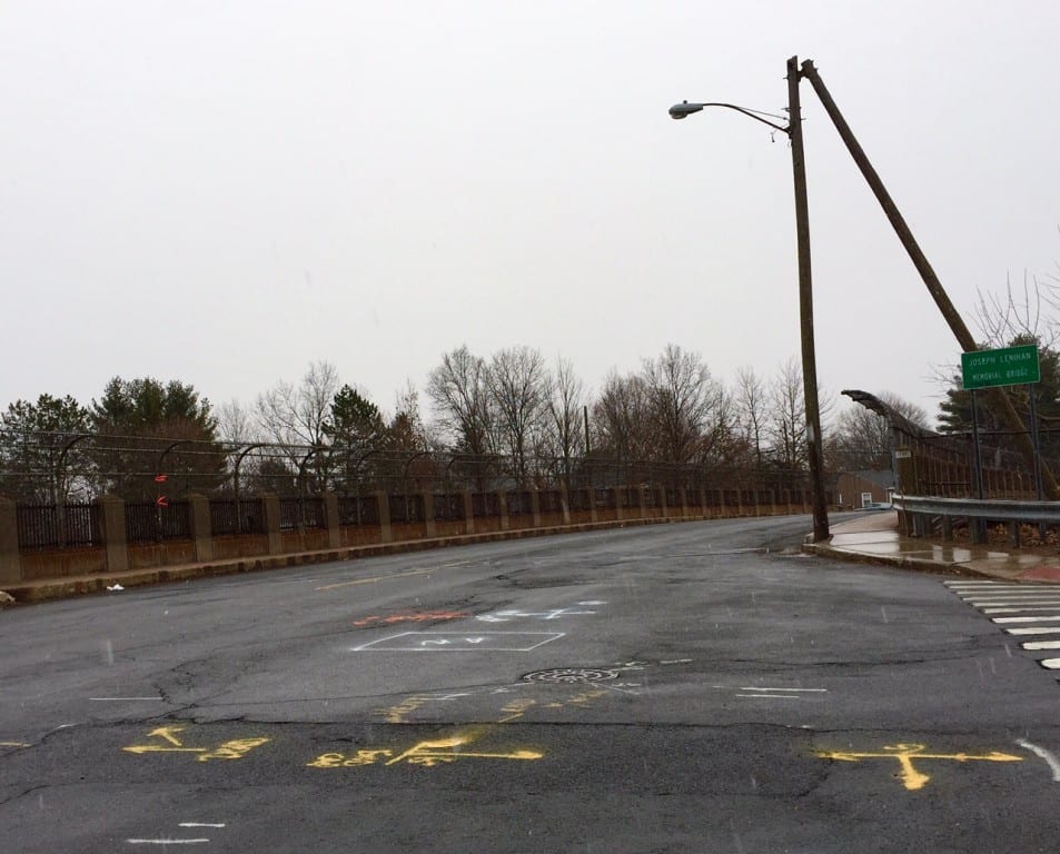 Rehabilitation of the Mayflower Street Bridge over I-84 will begin on or about March 1, 2016. Photo credit: Ronni Newton