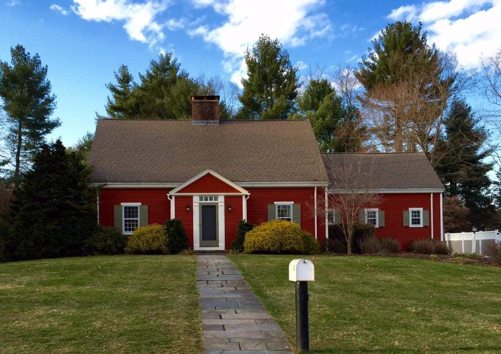 60 High Farms Rd., West Hartford, CT, recently sold for $520,000. Photo credit: Ronni Newton