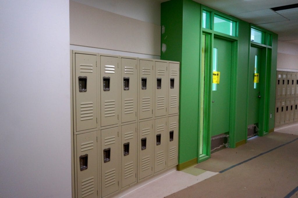 square lockers on a curve