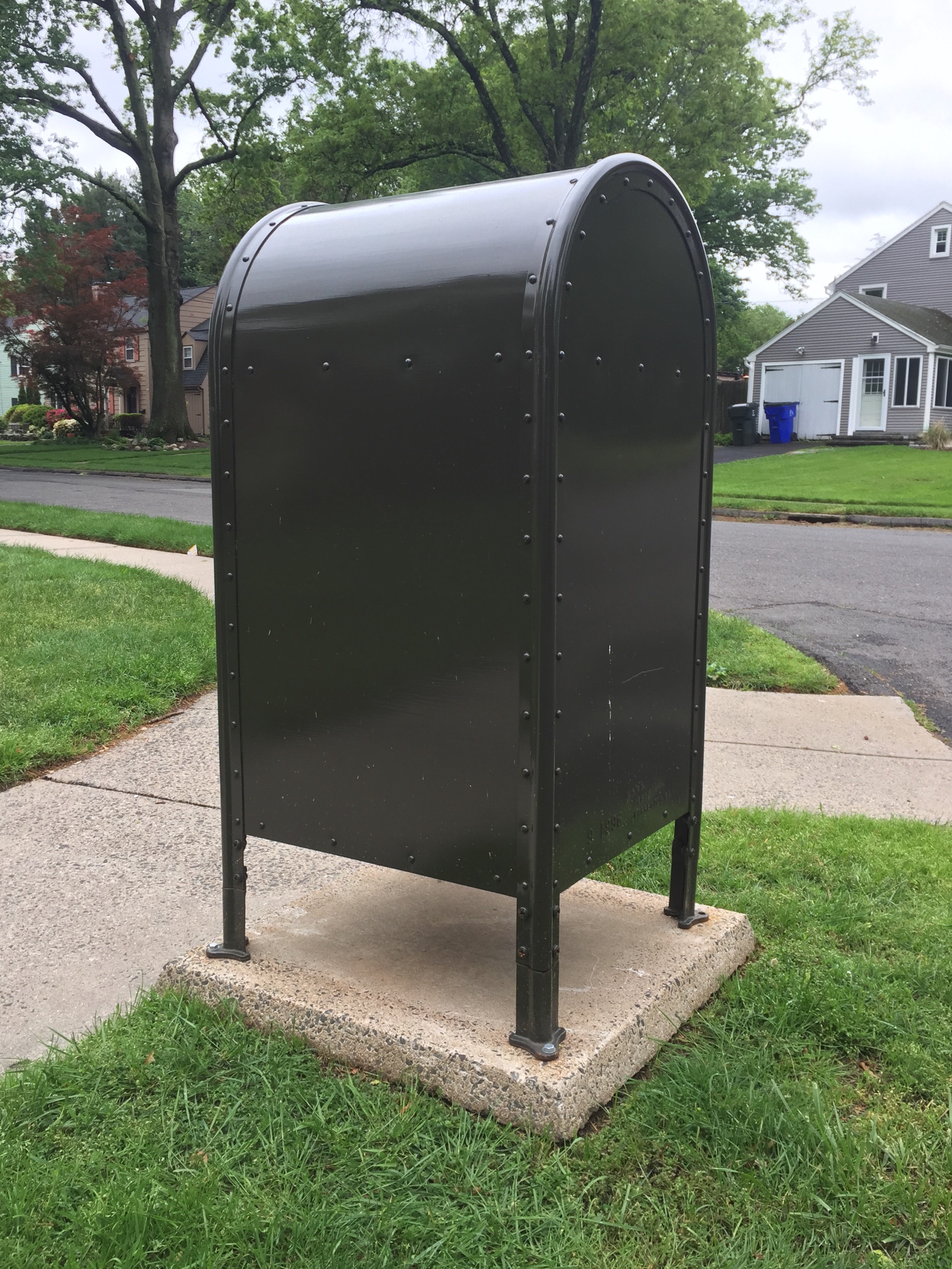 USPS Reveals Purpose Behind Green ‘Relay’ Mailboxes in Webster Hill ...