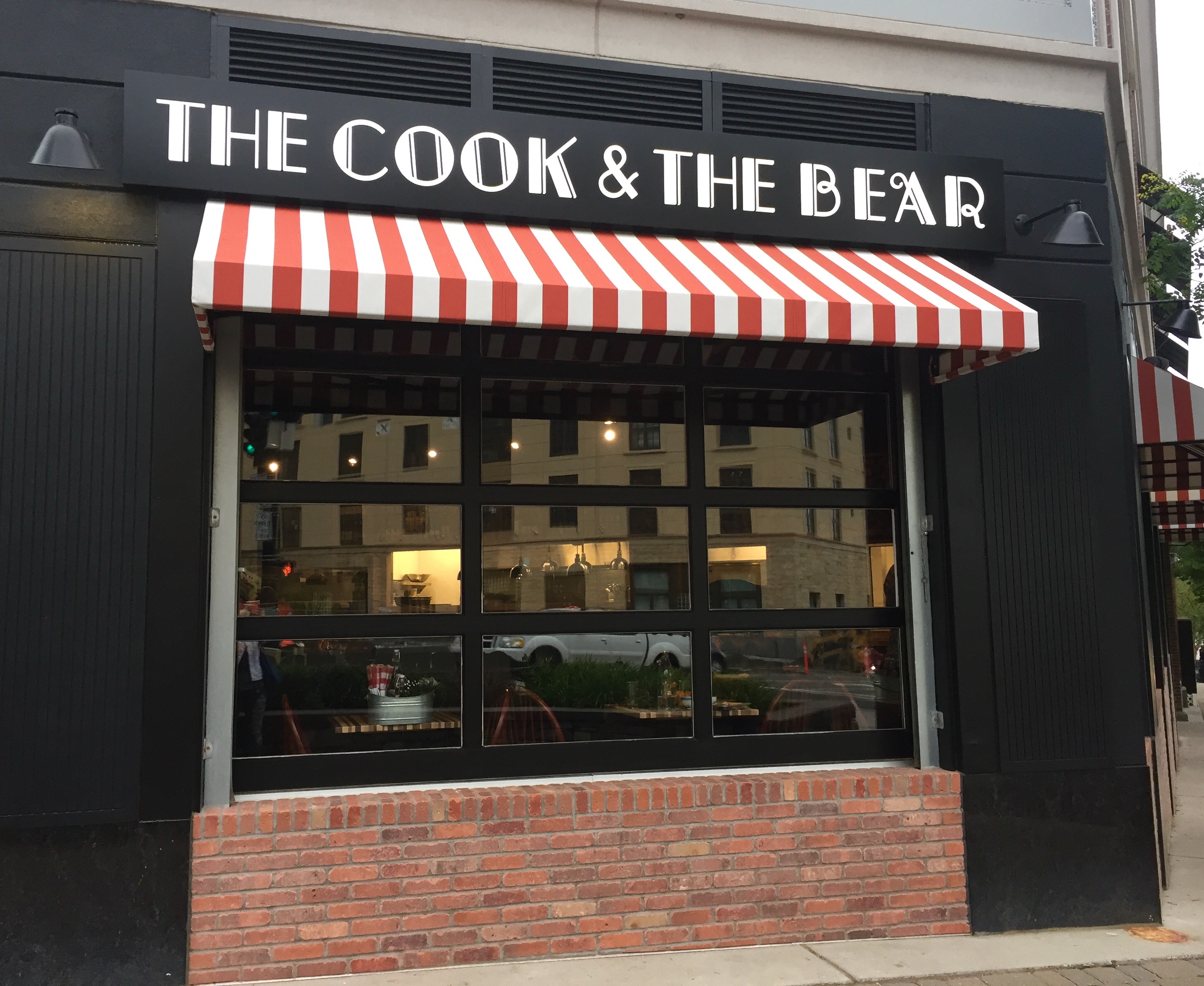 free Bear Restaurant