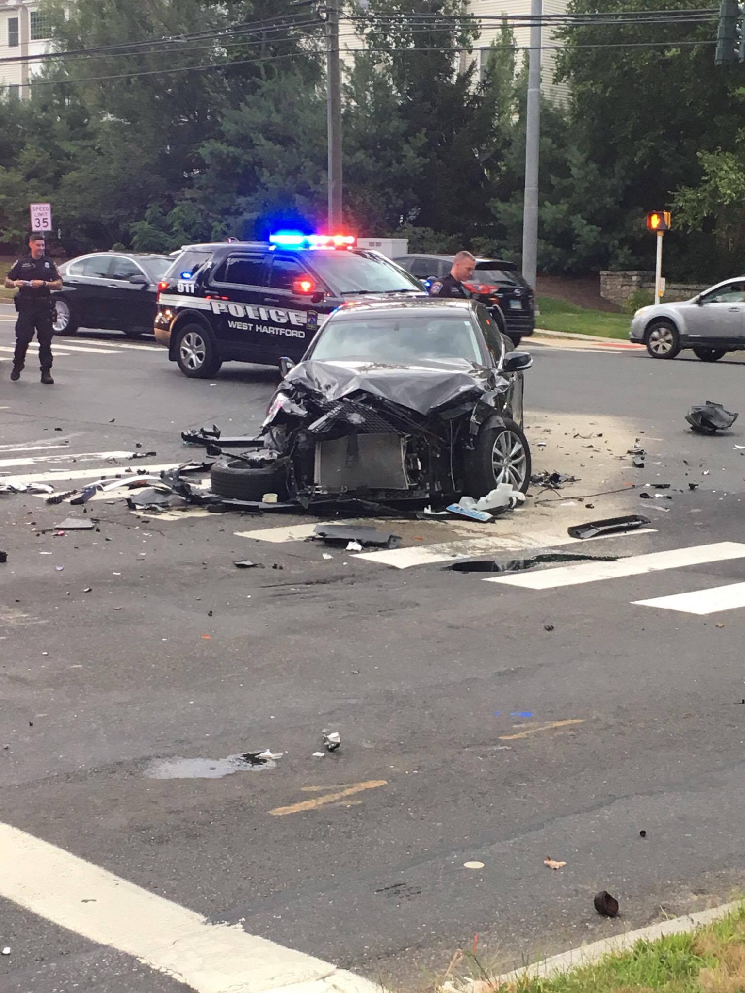 [Updated] Several Injured in Multi-Vehicle Wreck at Albany Avenue and ...