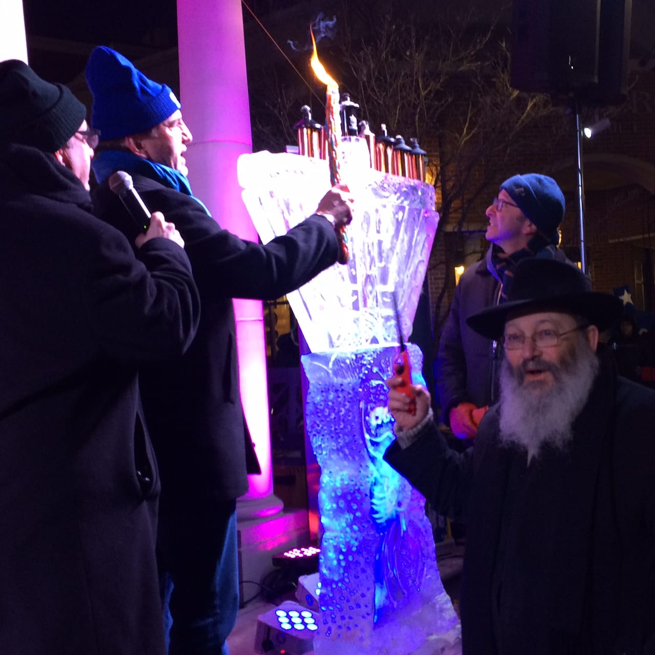 F&I menorah lighting
