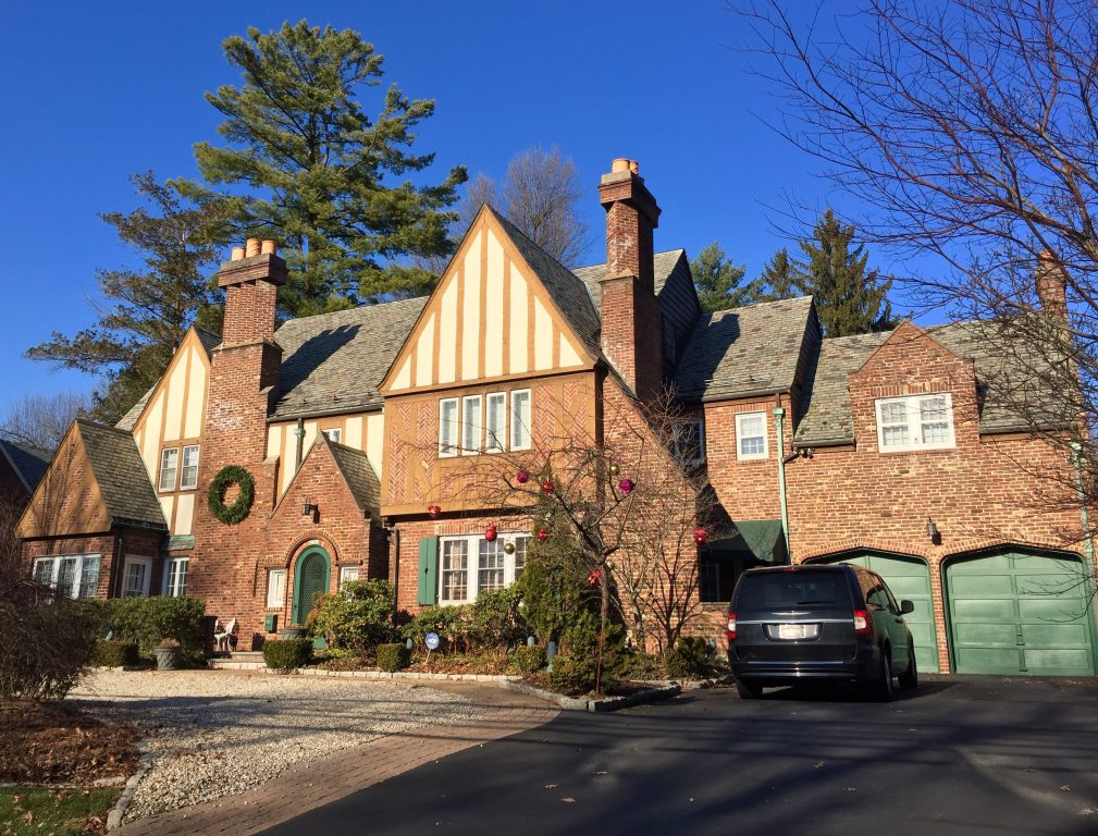 SixBedroom Tudor on Asylum Sells for 725,000 WeHa West Hartford News