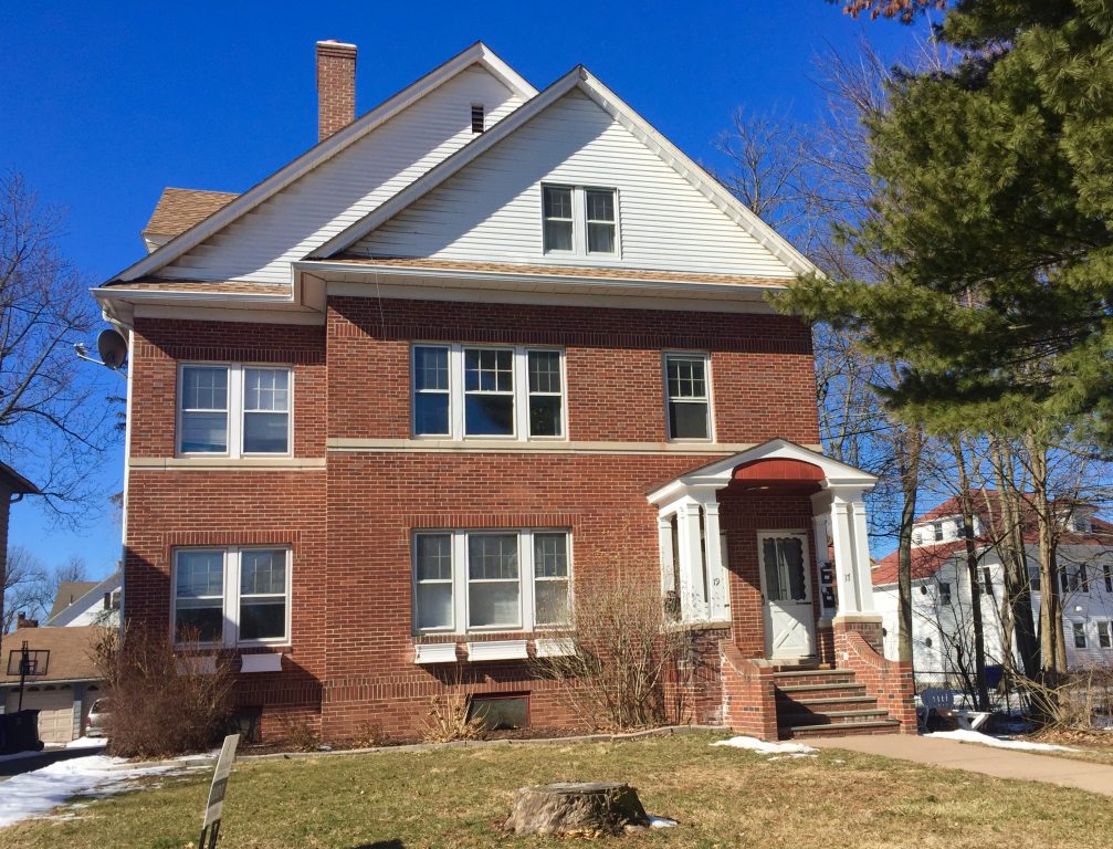 MultiFamily Home on Maplewood Sells for 546,000 WeHa West