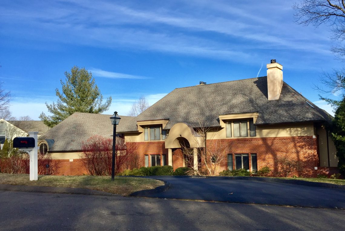 FourBedroom Contemporary on Balfour Sells for 750,000 WeHa West