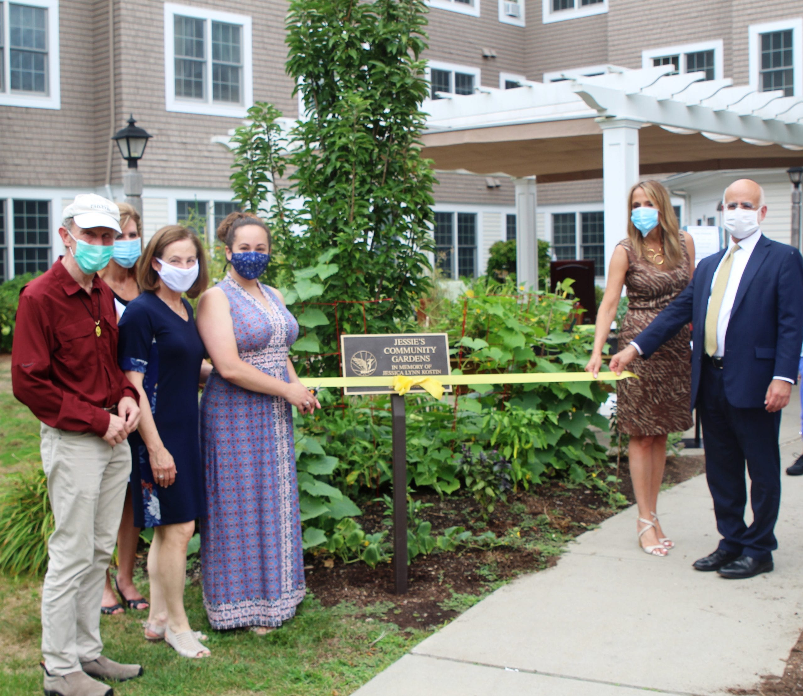 Ribbon Cutting Jessie’s Community Garden Hoffman SummerWood