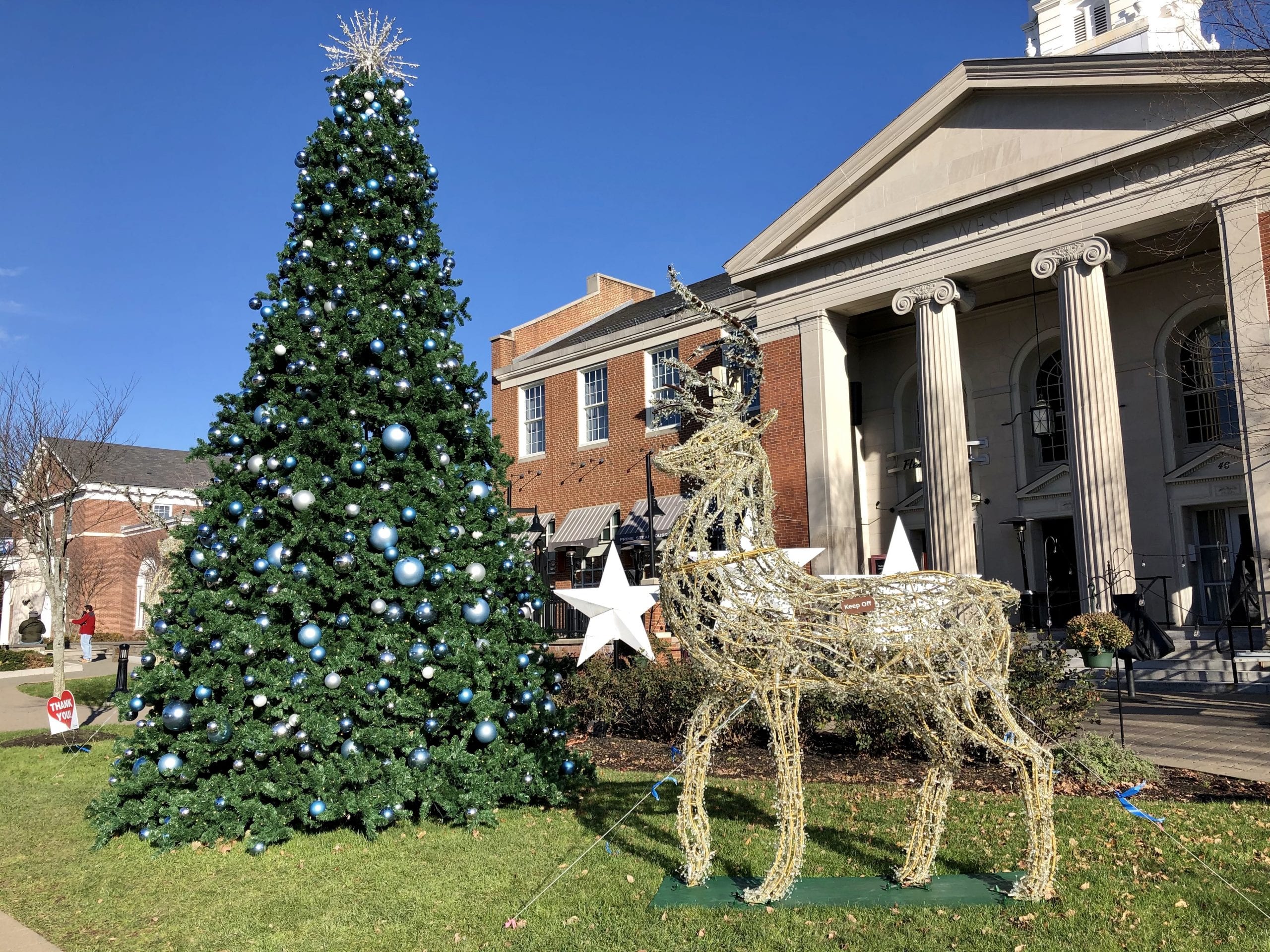 'Stroll Your Own Way' in West Hartford this Holiday Season WeHa