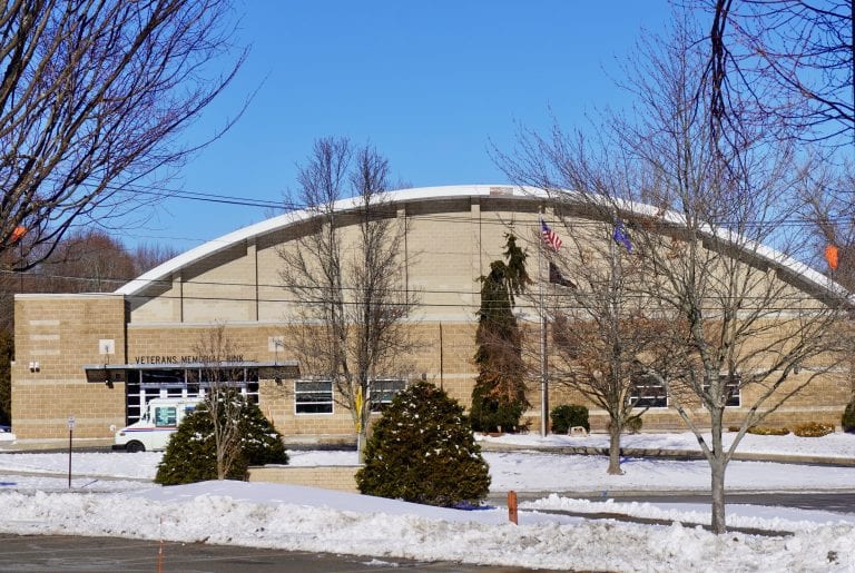 西哈特福德退伍军人纪念滑冰场将关闭翻新,预计2026年完工