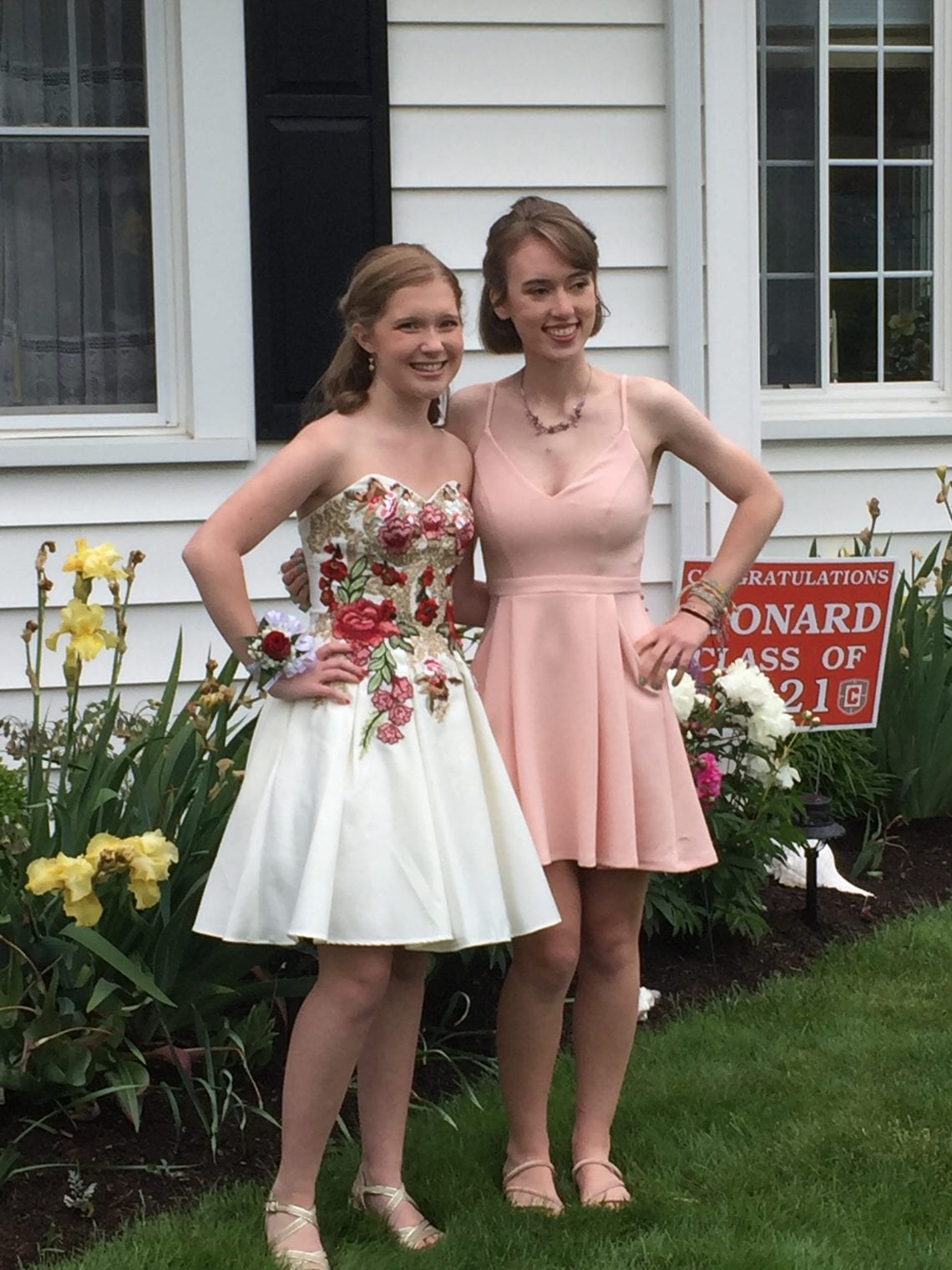 Conard High School Senior Prom: Photo Gallery - We-Ha | West Hartford News