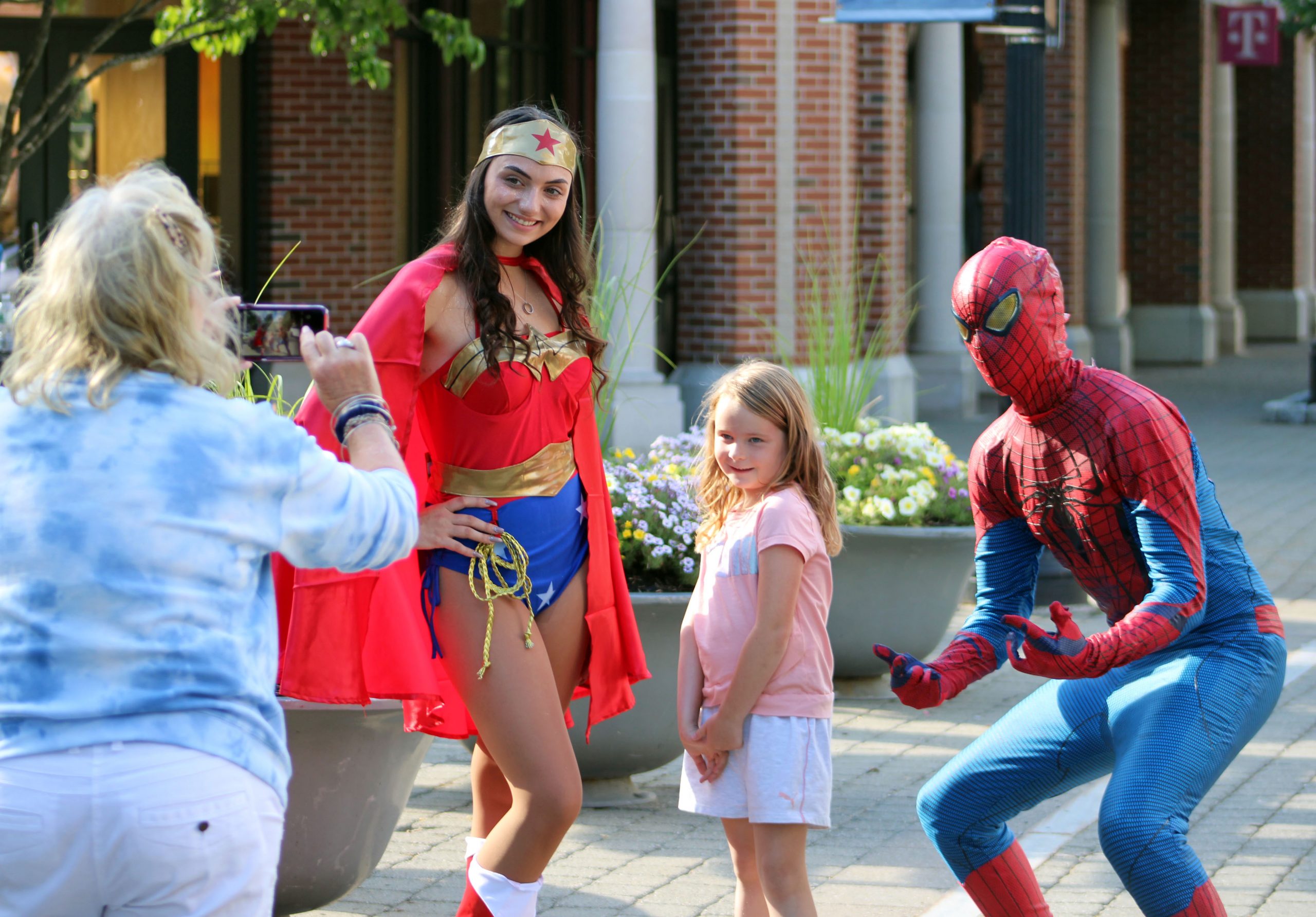 Spiderman wonderwoman little girl_2092
