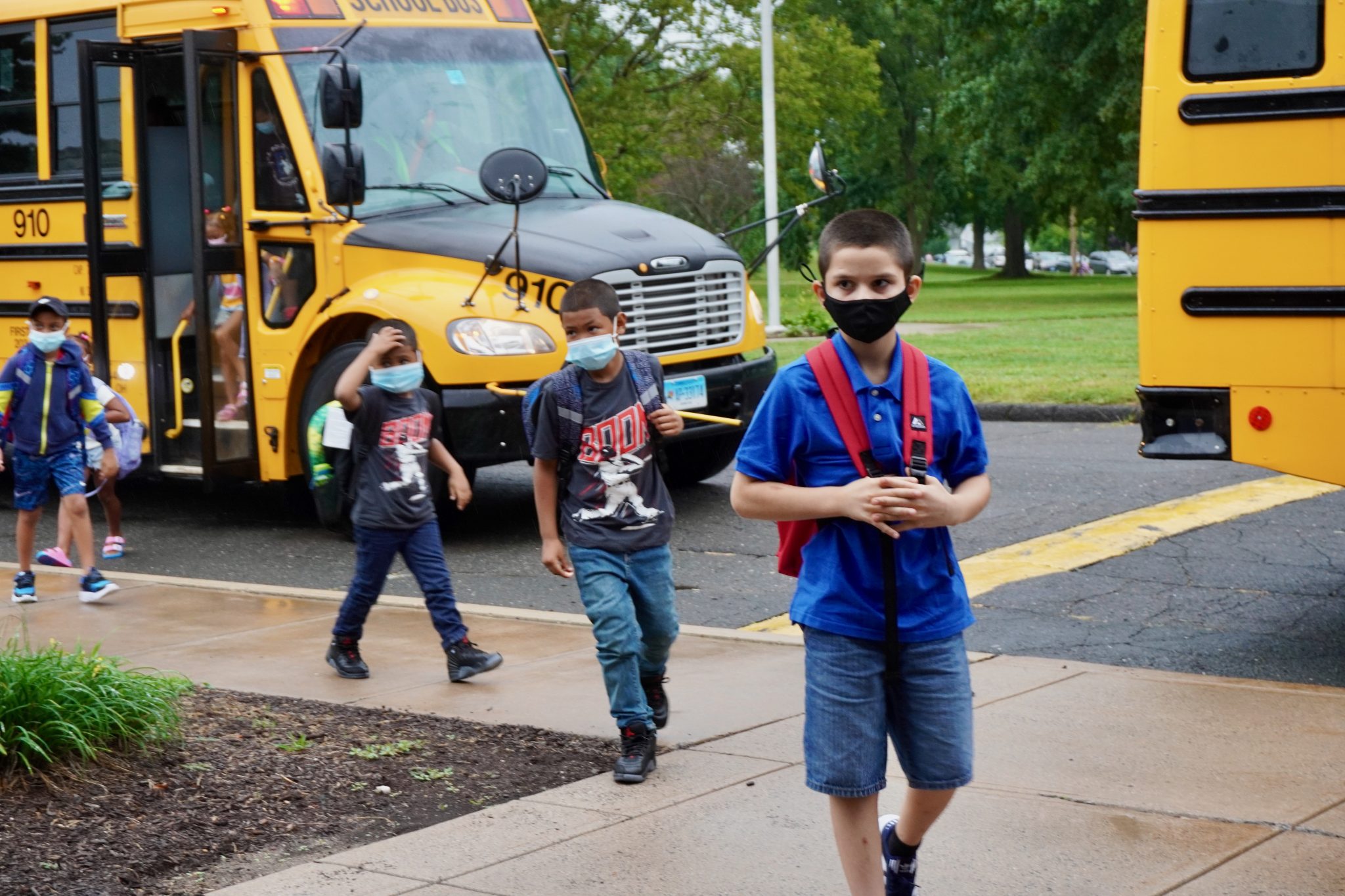 West Hartford Public Schools to 'Mask Optional' WeHa West