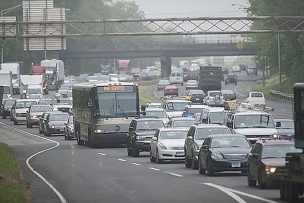 heavy-traffic-on-i95-douglashealey-1200