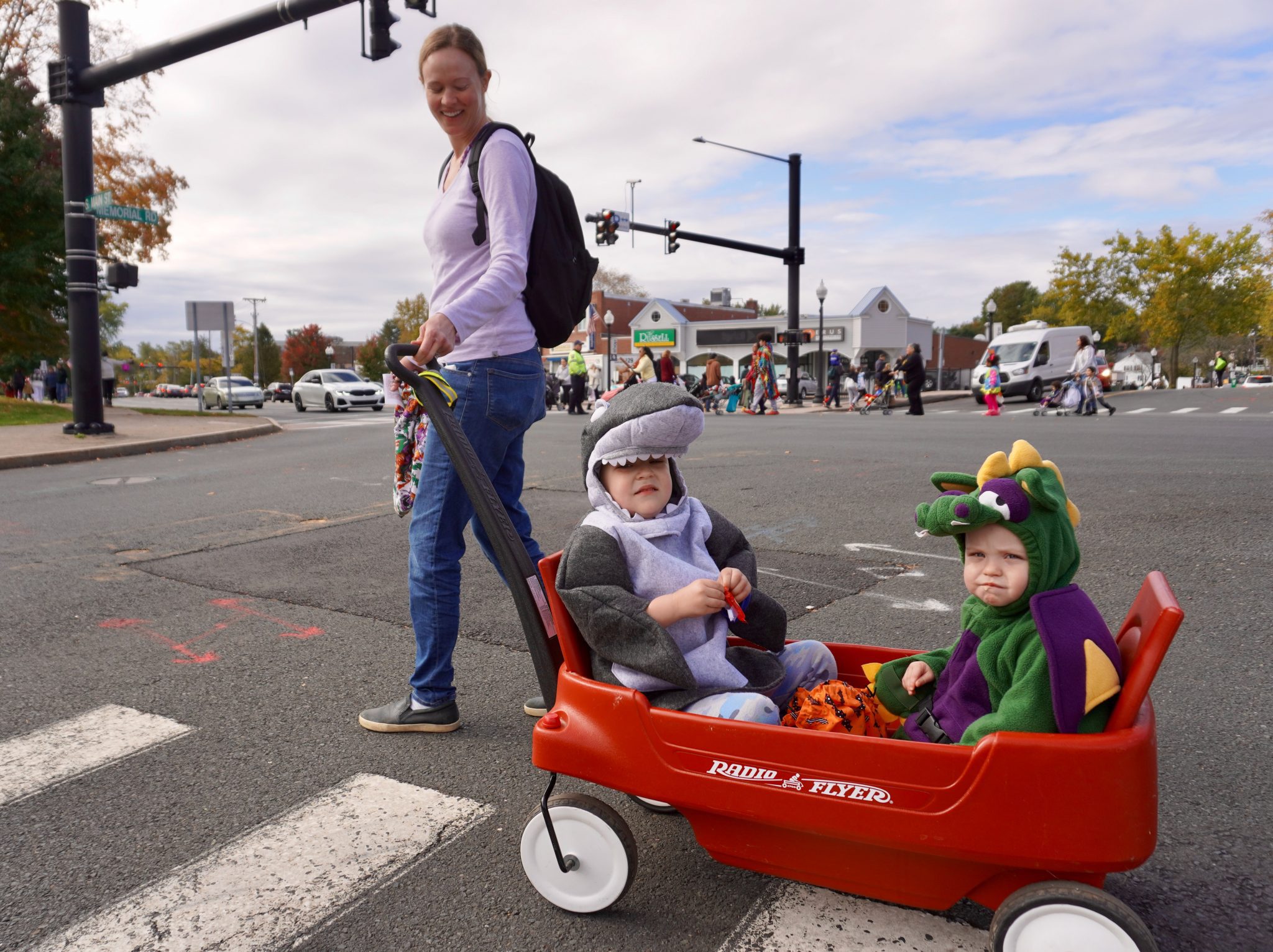 Thousands of Costumed Kids Enjoy West Hartford Halloween Stroll WeHa