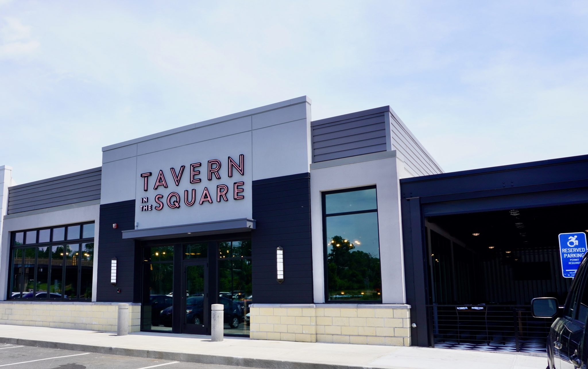 Tavern in the Square Adds Food in Casual and Lively Atmosphere