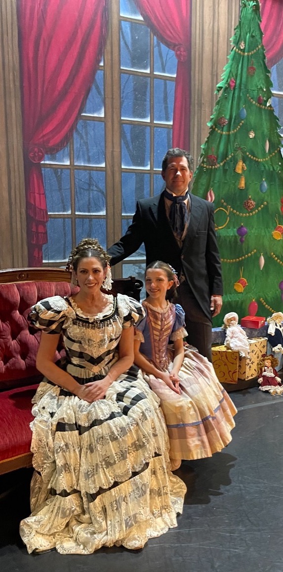 Real Family Plays Fictional Clara's Family in Hartt School's 'The