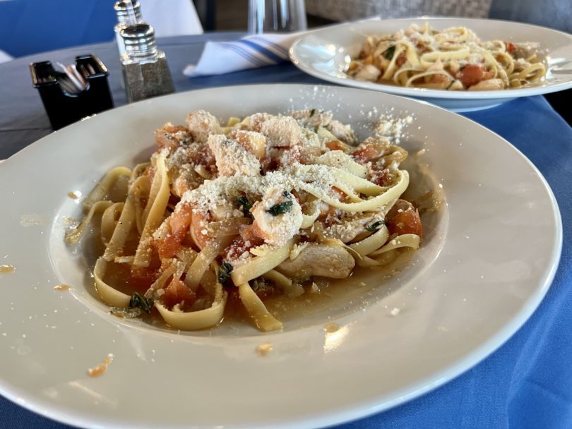 Zaytoon Mediterranean Kitchen Opens in Elmwood WeHa West Hartford News