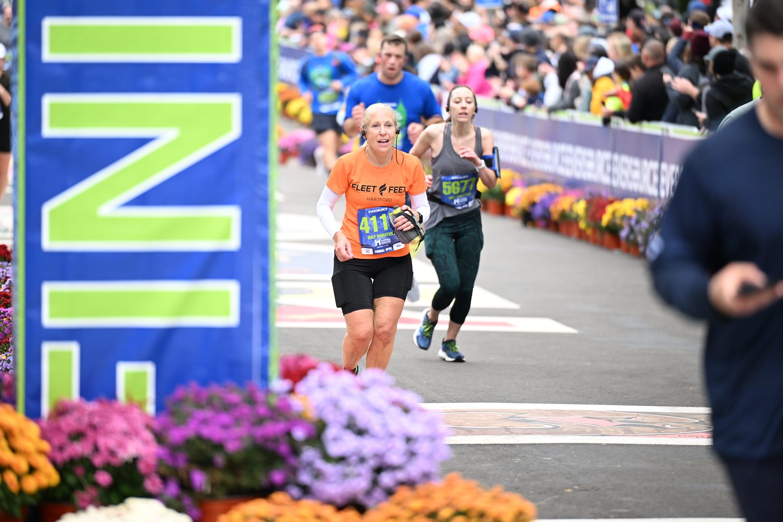 Photos 30th Running of the Hartford Marathon and Half Marathon WeHa