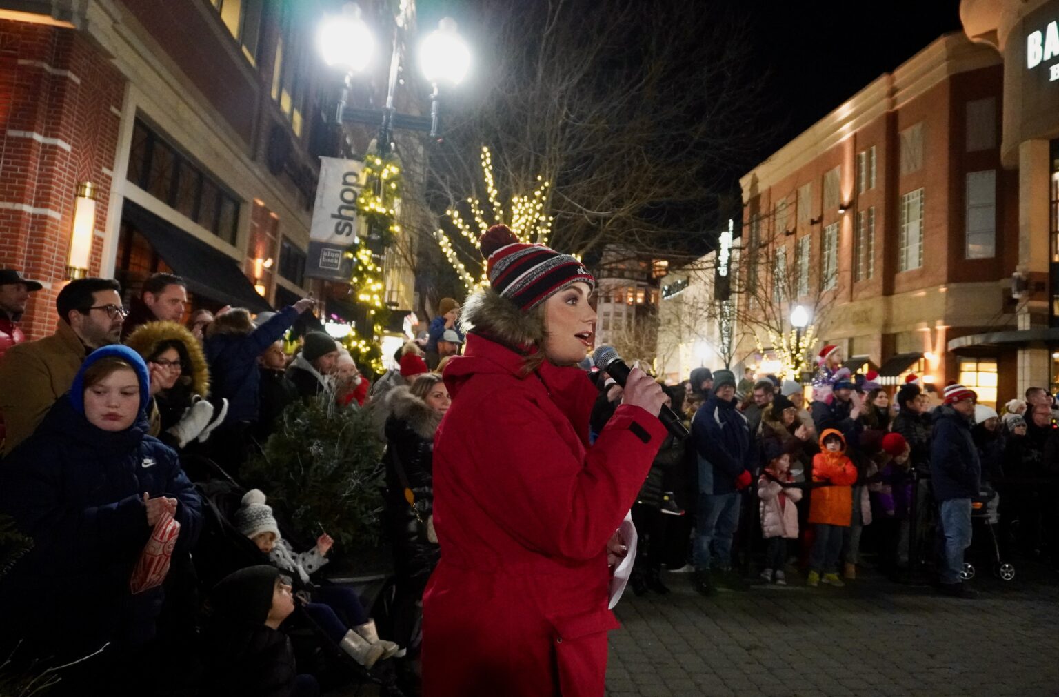 West Hartford Holiday Stroll the Season in Classic New England