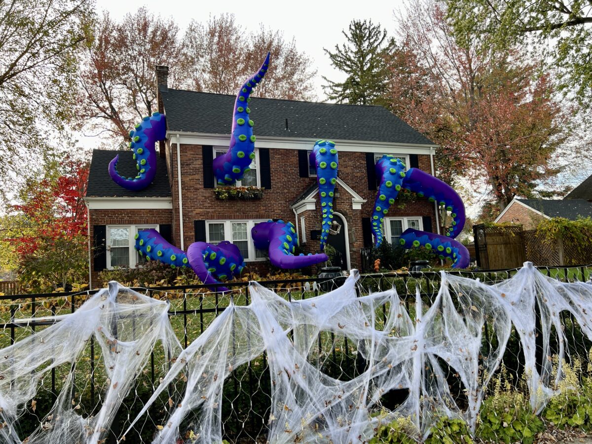 West Hartford Turns Up the Spookiness for Halloween 2024 WeHa West